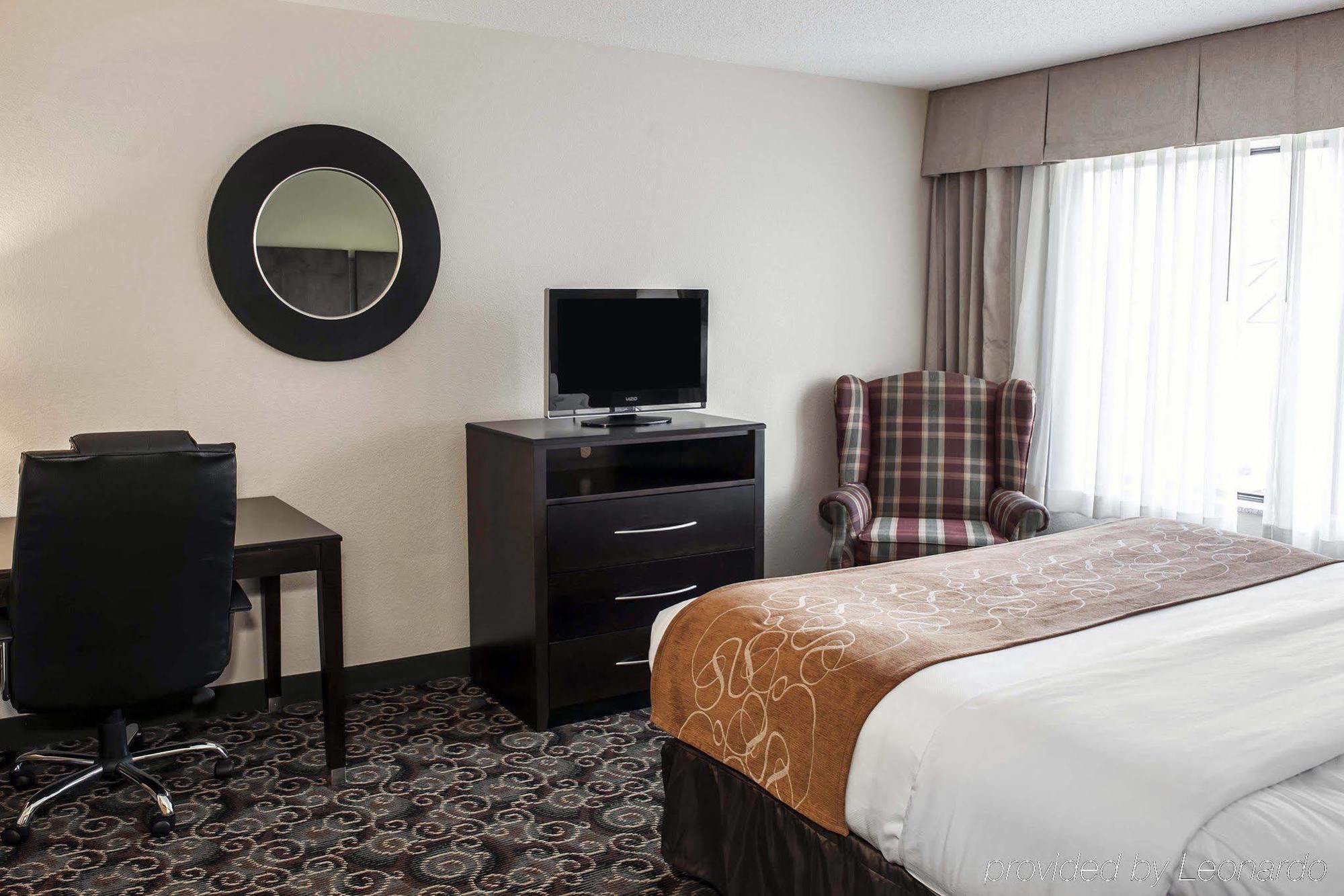 Comfort Suites West Indianapolis - Brownsburg Exterior photo